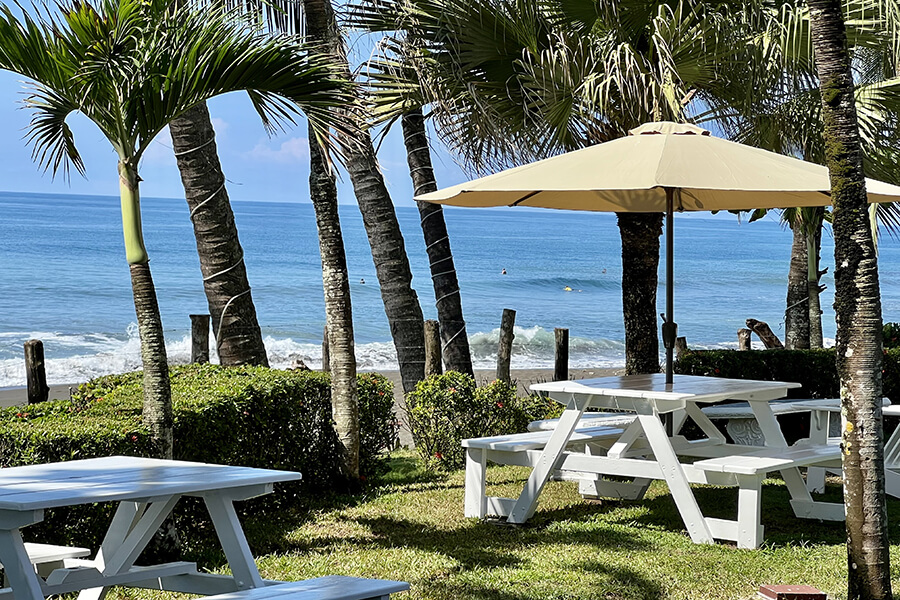 Backyard Hotel Playa Hermosa - Jaco Beach, Costa Rica / photos